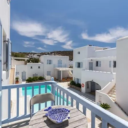 'nepheli' Mykonean *