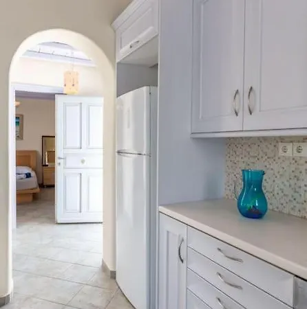 'nepheli' Mykonean Ornos (Mykonos)