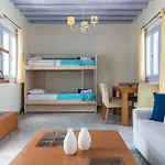 'nepheli' Mykonean Tatil Evi
