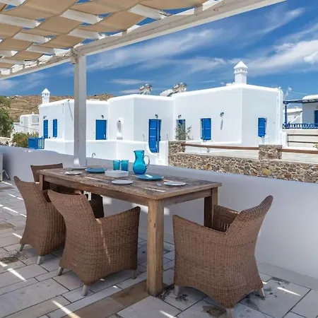 'nepheli' Mykonean *