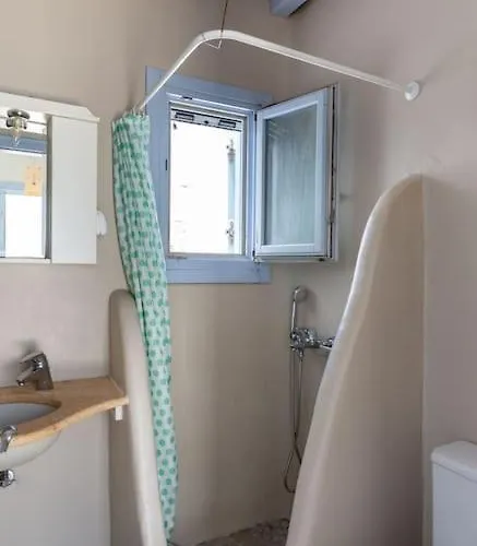 'nepheli' Mykonean * אורנוס