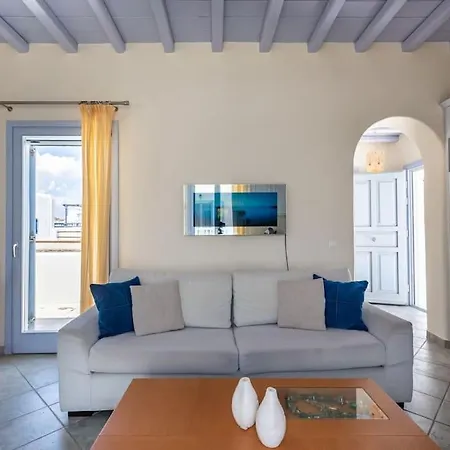 'nepheli' Mykonean * Ornos (Mykonos)