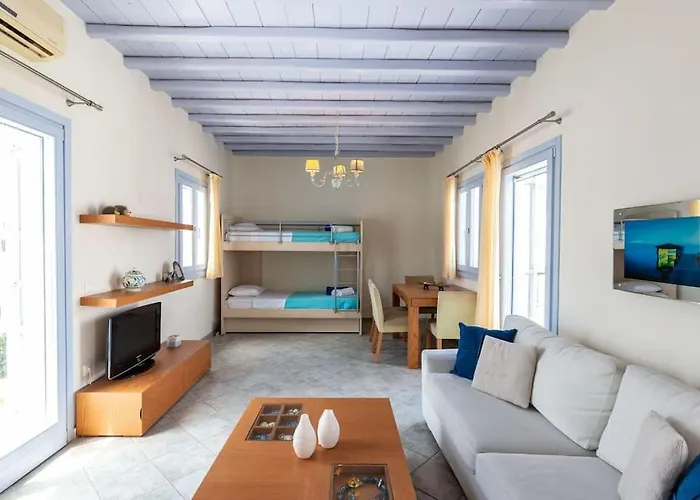 'nepheli' Mykonean Ornos (Mykonos)